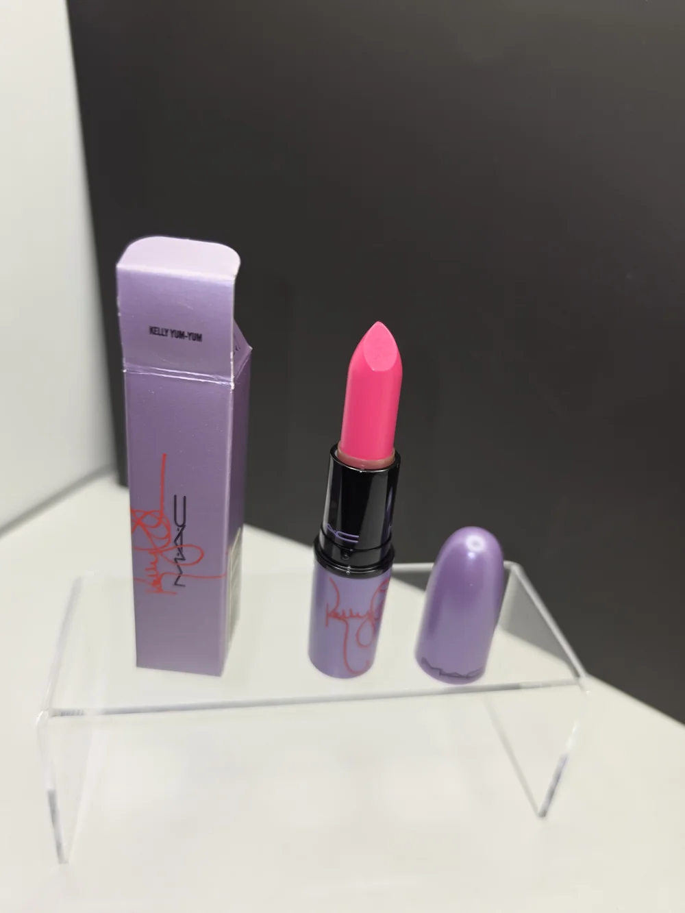 LIMITED EDITION MAC × OSBOURNE COLLECTION LIPSTICK- 
